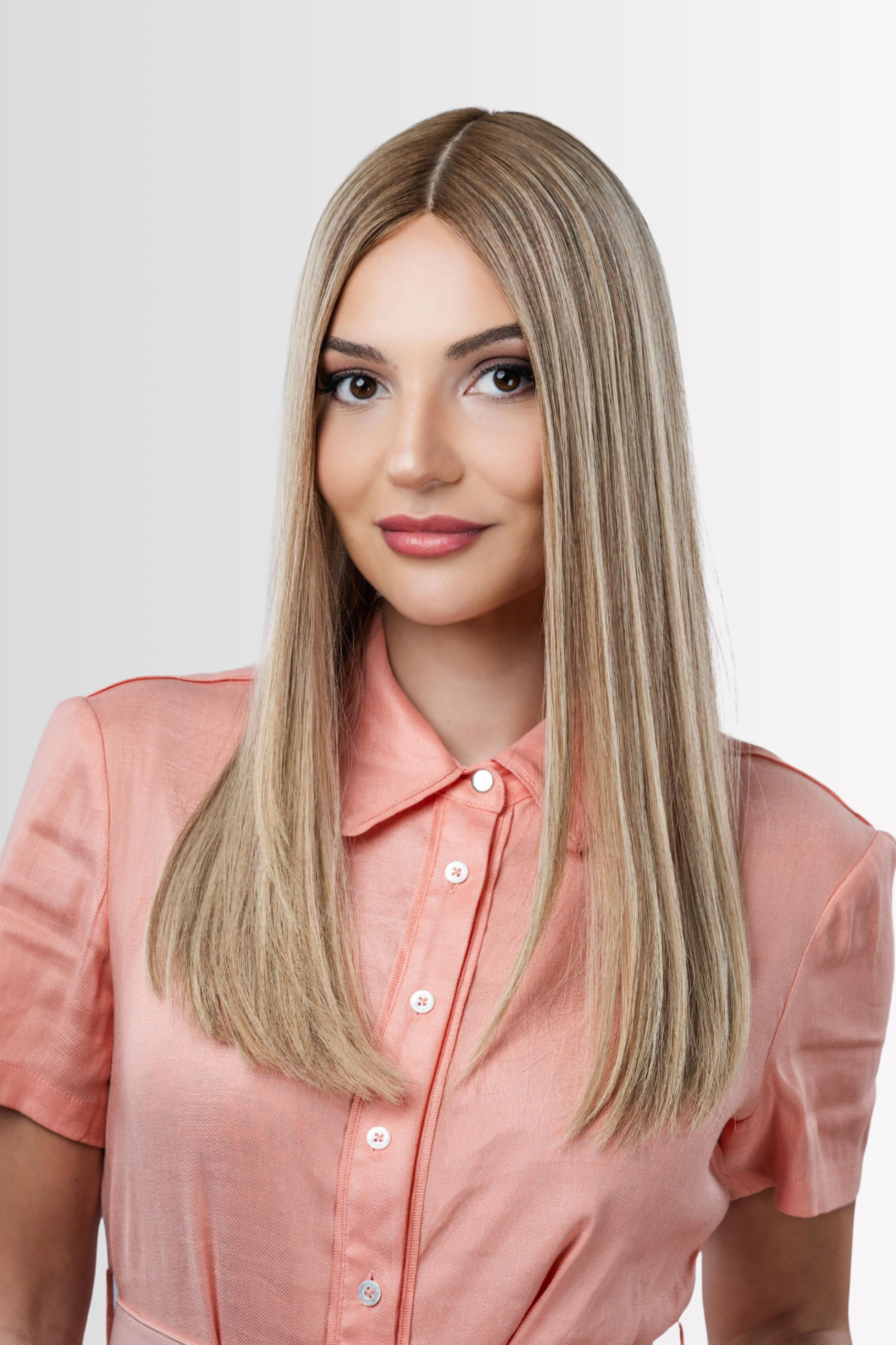 Skintop Wig in Golden Blonde