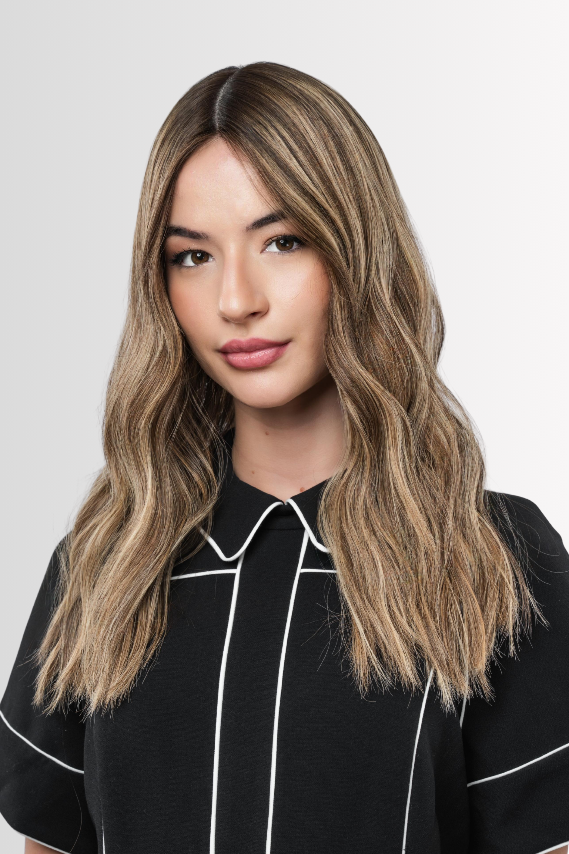Skintop Wig in Golden Honey