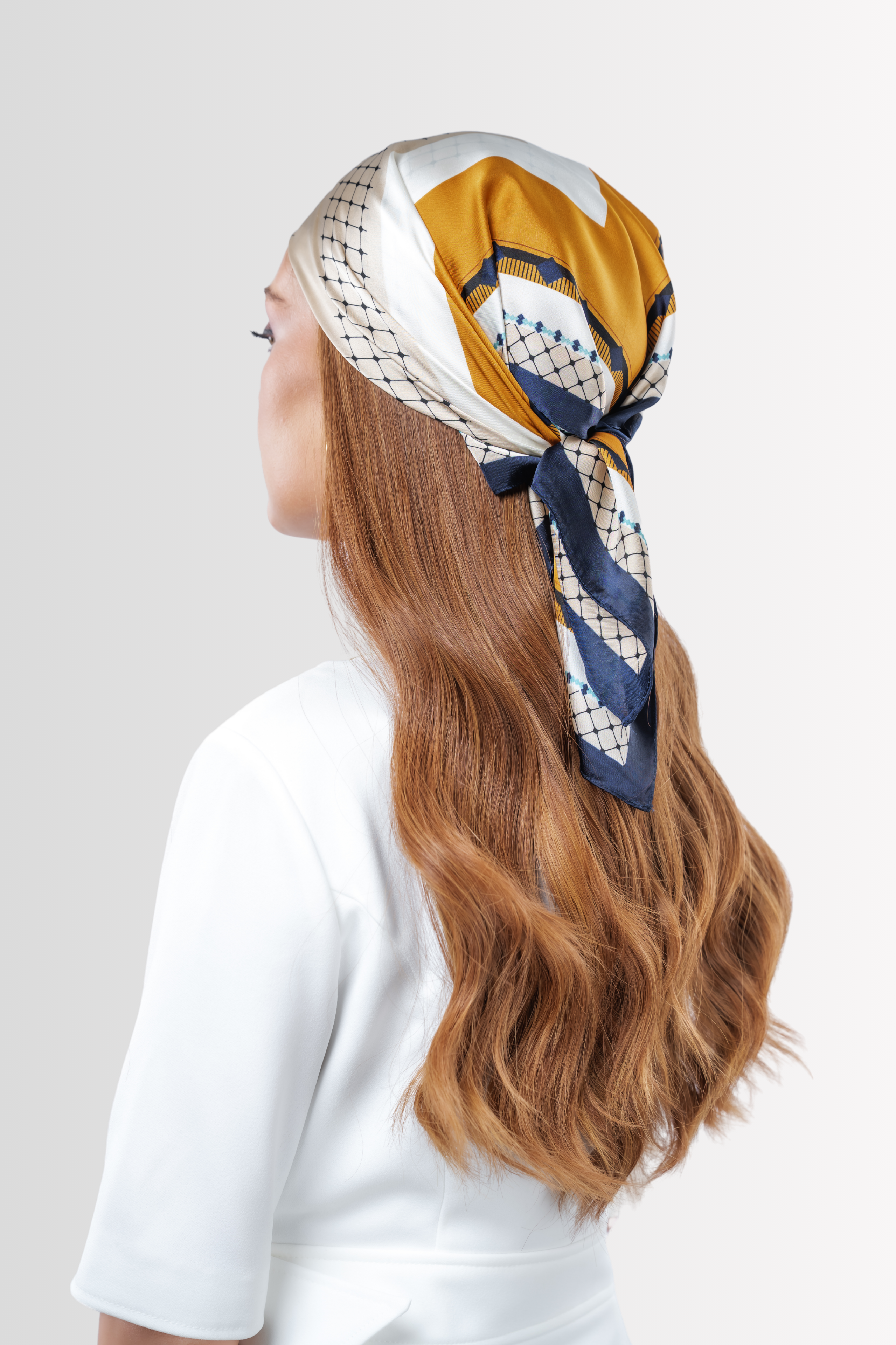 EU Bandfall Wig in Red